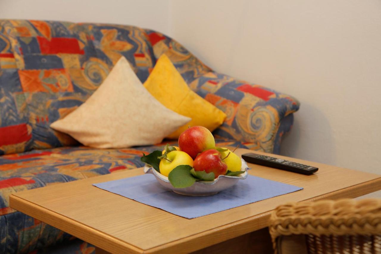 Haus Bernhard Apartment Schenna Ngoại thất bức ảnh